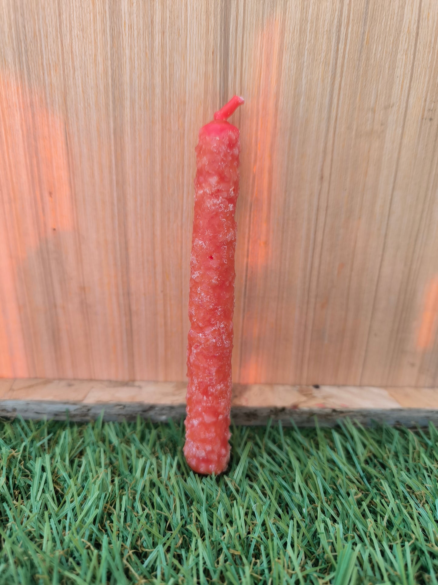 Vela Roja Con Sal Y Ruda 11 Cm