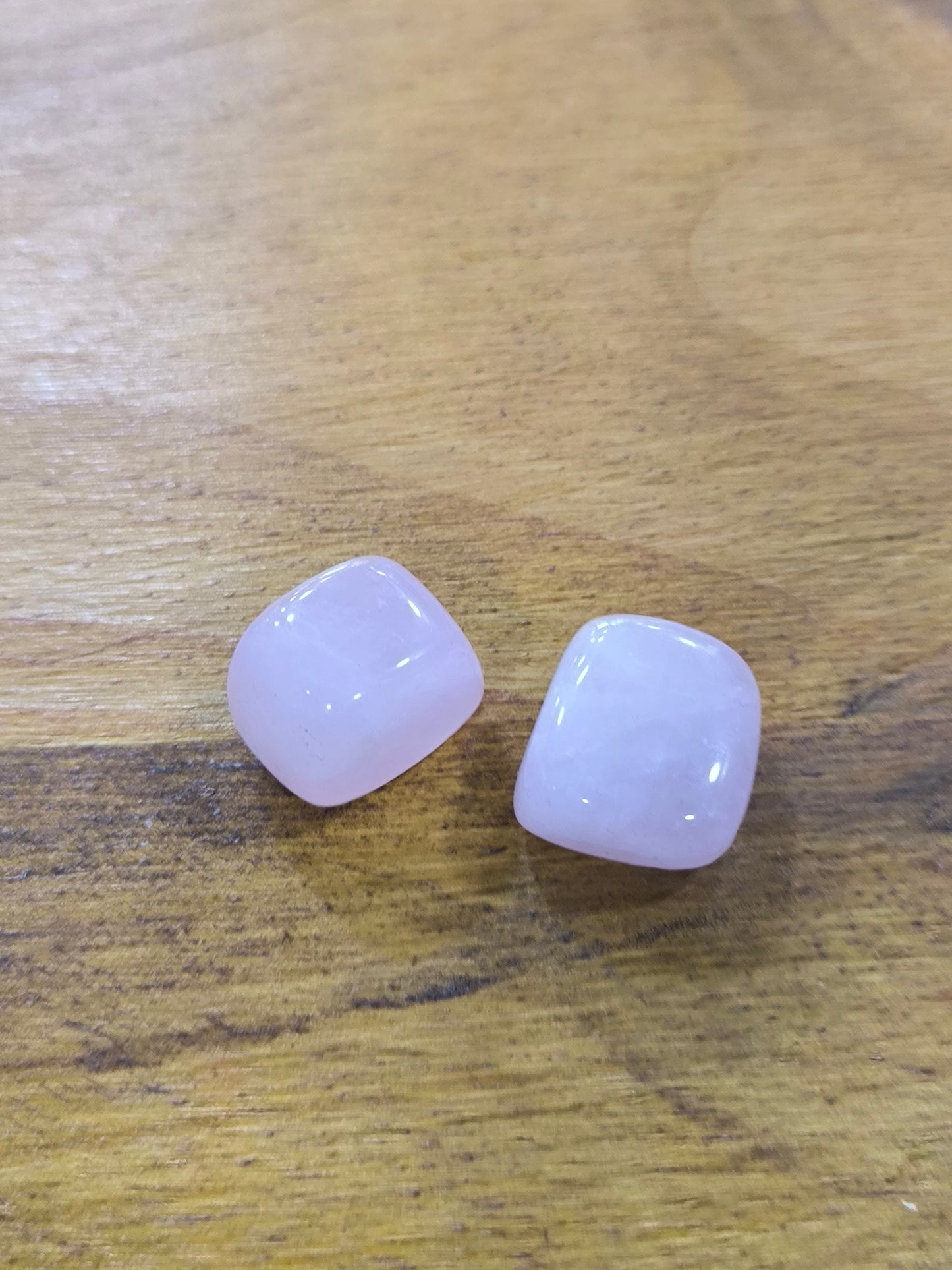 Mineral Rodado De Cuarzo Rosa